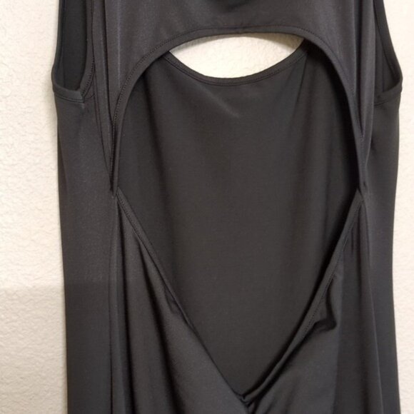 Black Cutout Back Sleeveless One-Piece Jumpsuit With Ruched Back Detail Size M - Picture 4 of 6